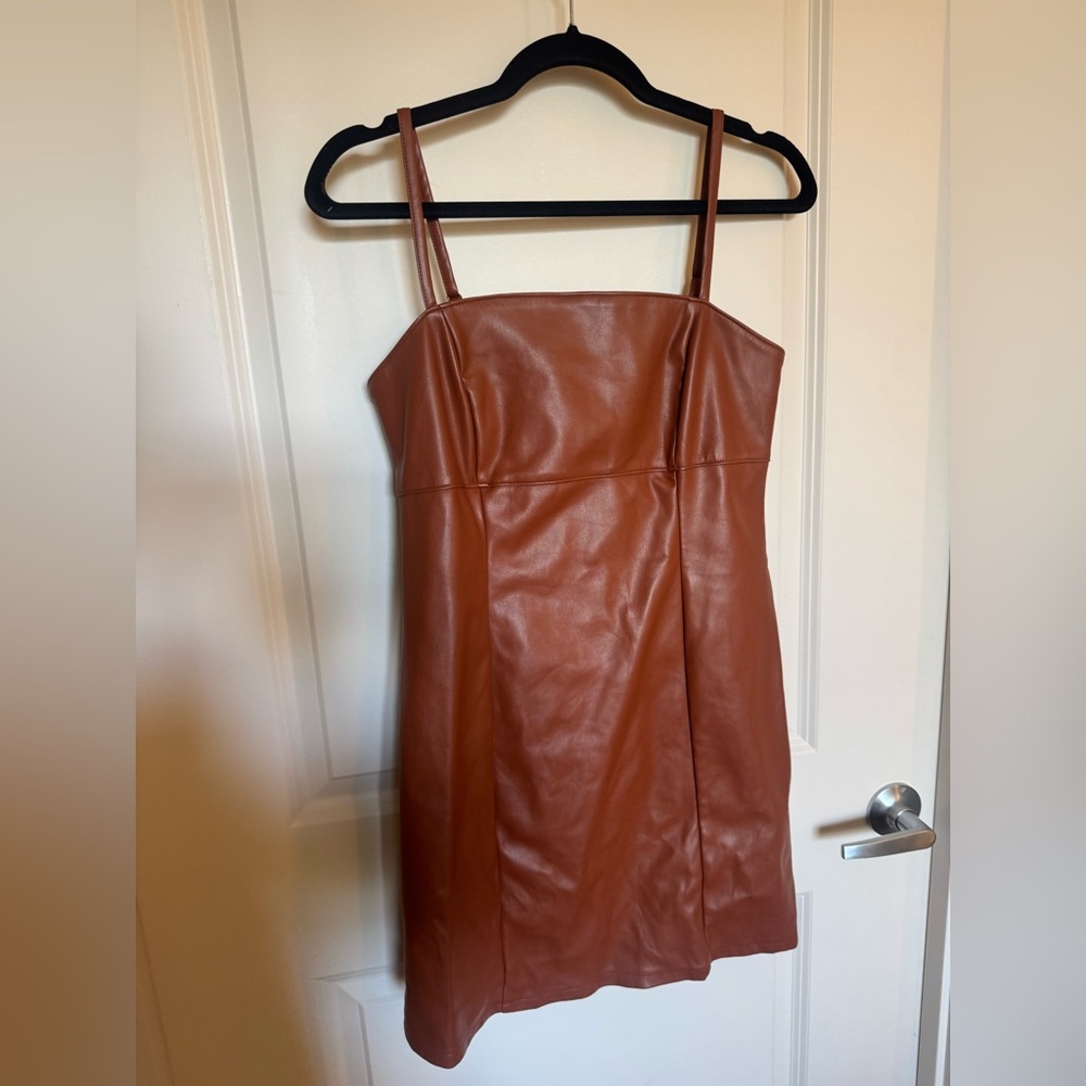 Kirious mini leather dress
